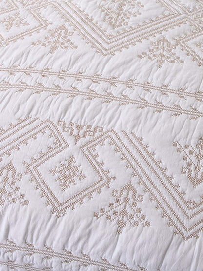 Ivory Nomad Geometric Quilted 3-Piece Bedding Set