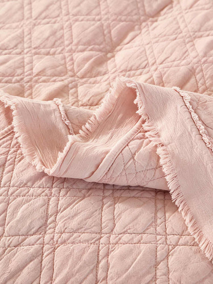 Soft Ruffled Trim Quilted 3‑Piece Bedding Set