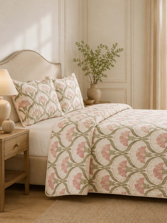 H.PAI Blush Floral Meadow Quilted 3-Piece Bedding Set