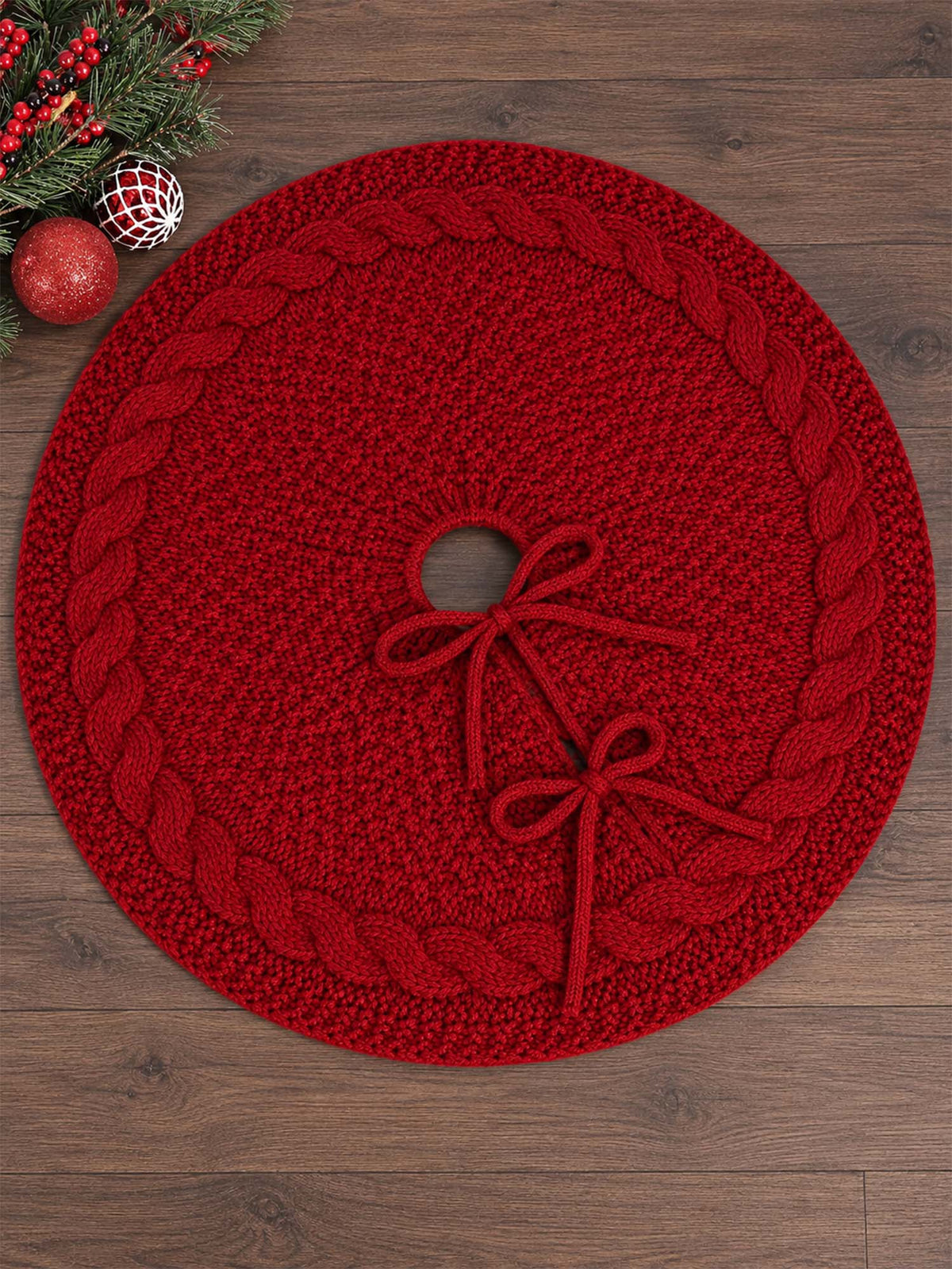 Cable Knit Christmas Tree Skirt