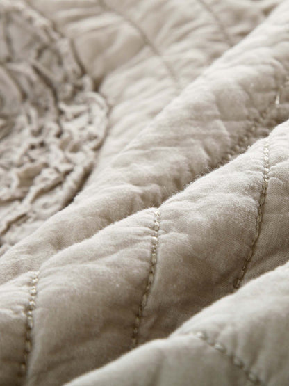 Neutral Textured Circles Quilted 3-Piece Bedding Set