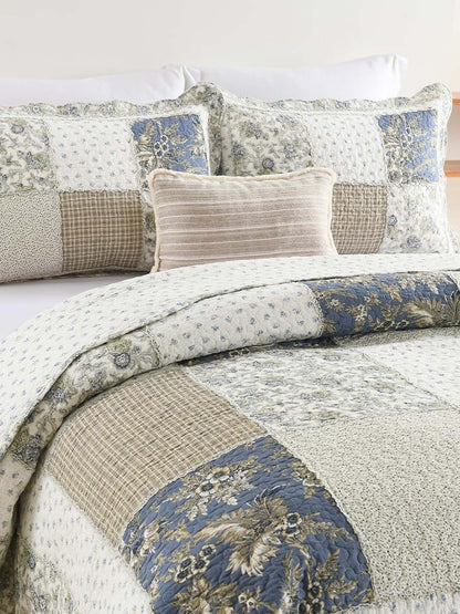Blue Meadow Patchwork Quilted 3-Piece Bedding Set