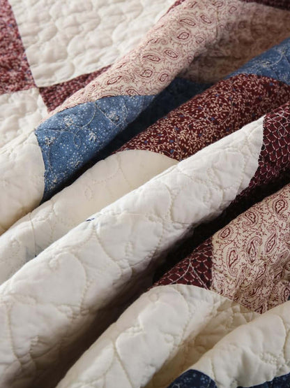 Americana Star Patchwork Quilted 3-Piece Bedding Set