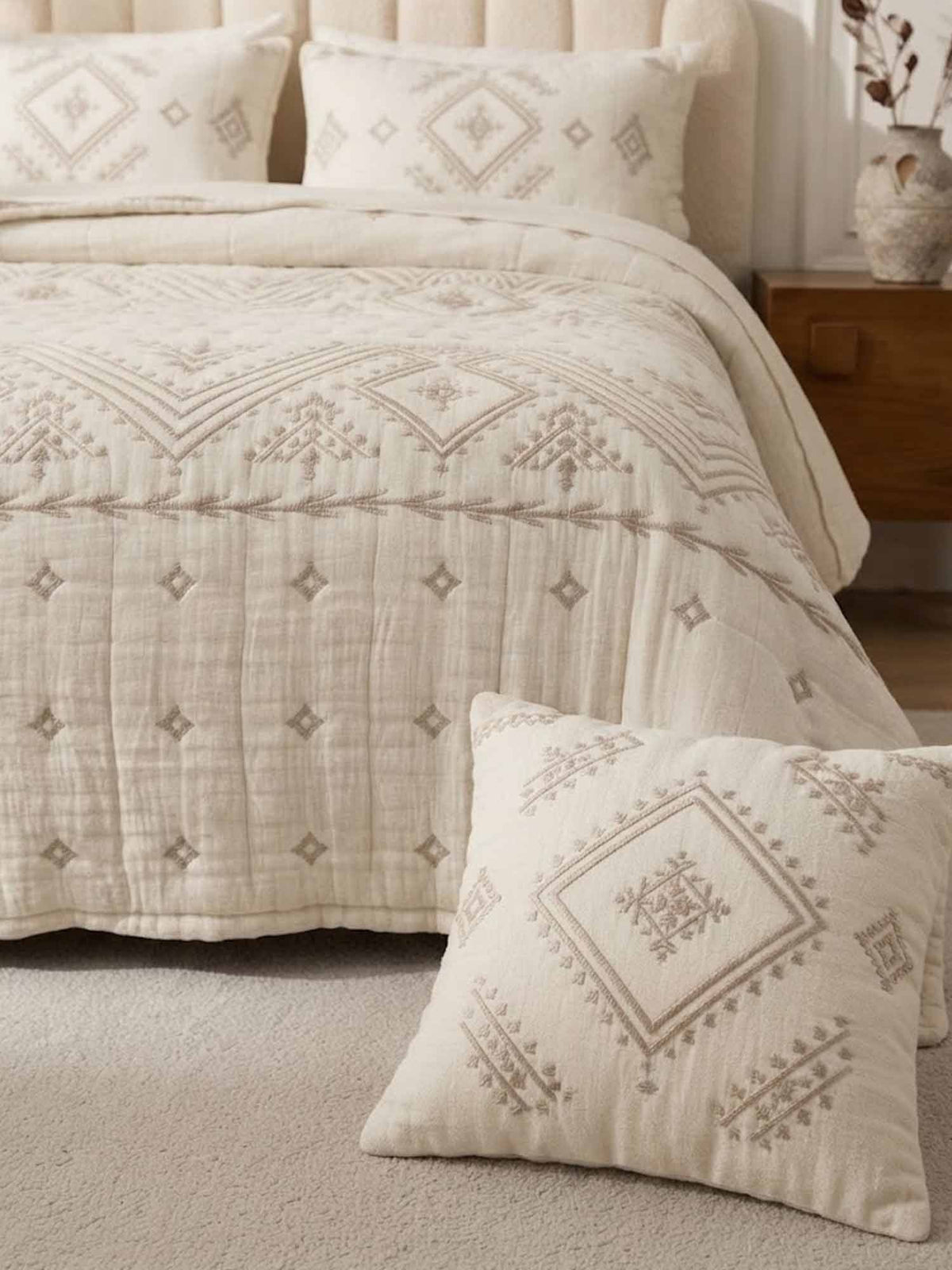 Vintage Floral Jacquard Quilted Throw Puff Quilted Cotton Blanket
