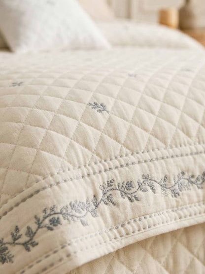 Vintage Floral Jacquard Quilted Throw Puff Quilted Cotton Blanket