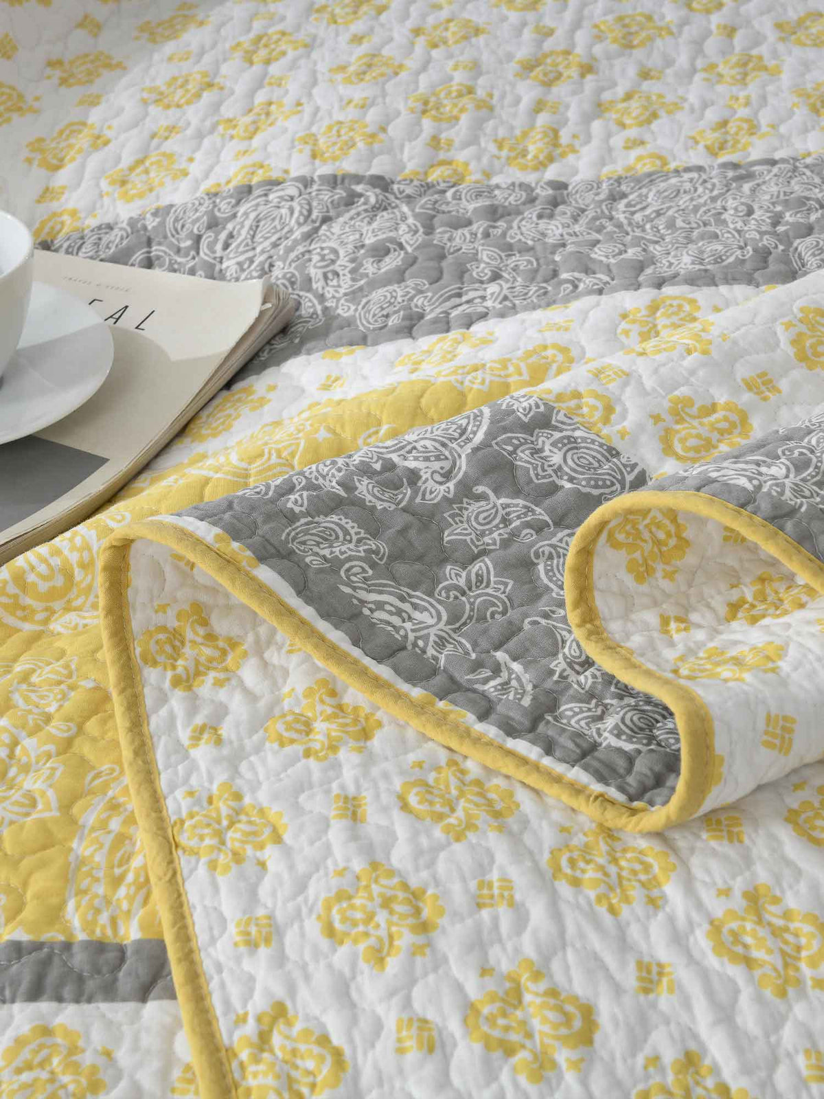 Yellow Grey Paisley Stripe Quilted 3‑Piece Bedding Set