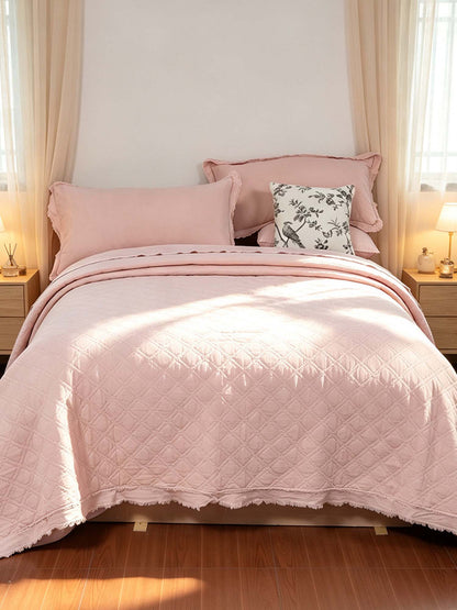 Soft Ruffled Trim Quilted 3‑Piece Bedding Set