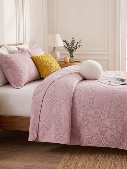 Leaf Texture Quilted 3-Piece Bedding Set