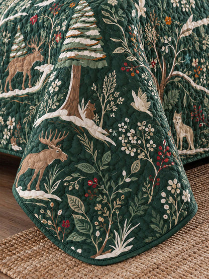 Enchanted Woodland Christmas Quilted 3-Piece Bedding Set