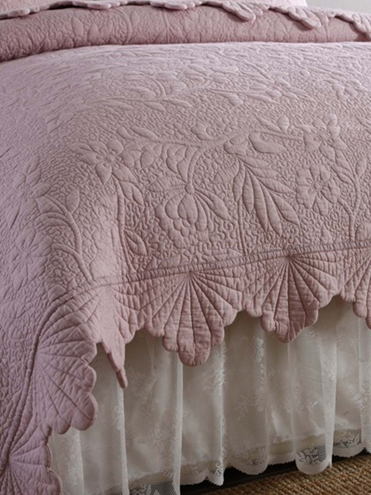 Serene Blossom 100% Cotton Floral Quilted Bedding Set