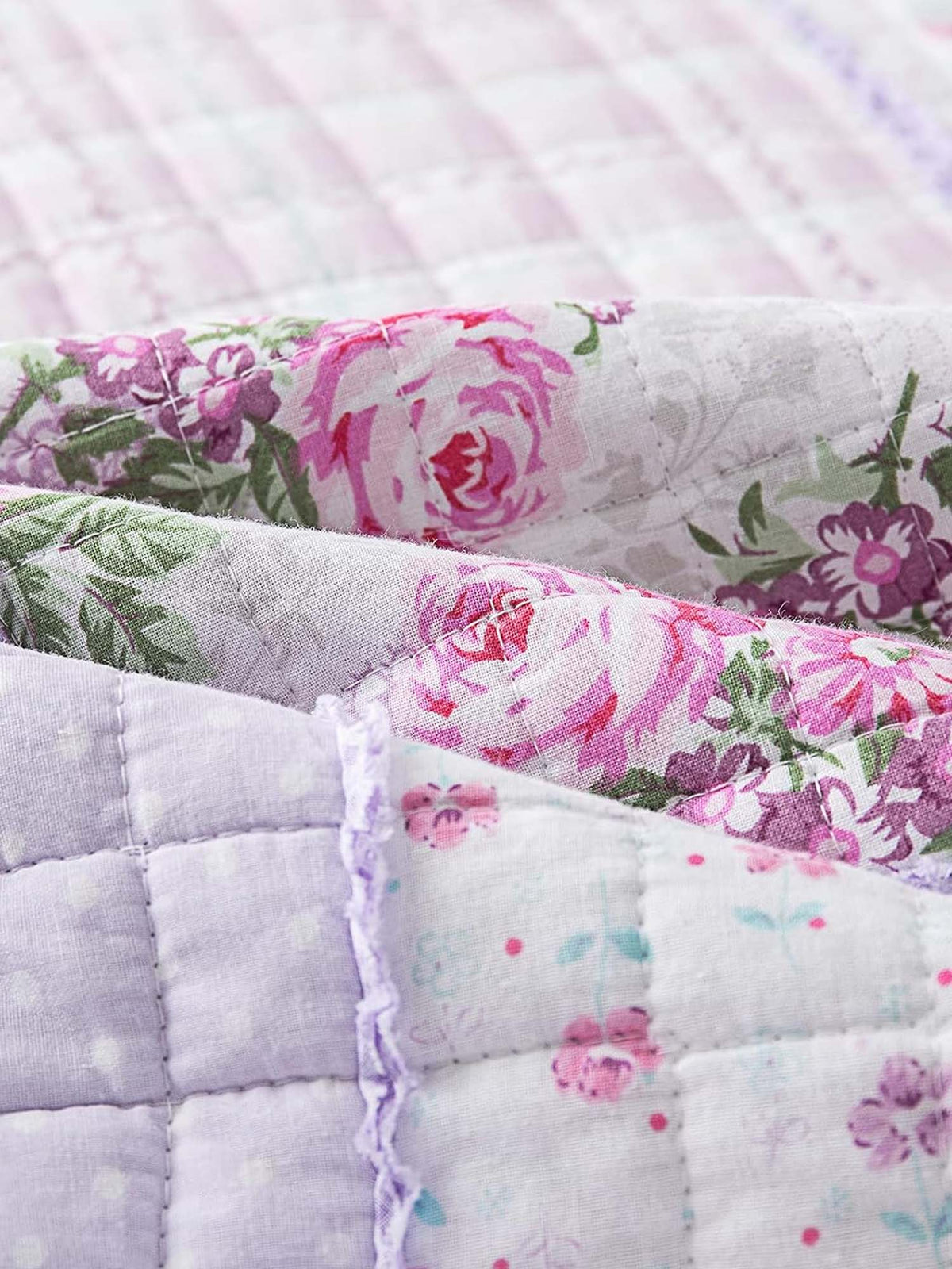 Lavender Rose Patchwork Quilted 3-Piece Bedding Set