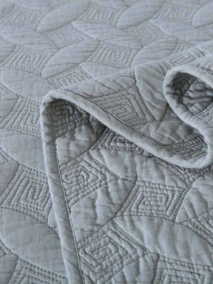 Braided Haven Quilted 3-Piece Bedding Set