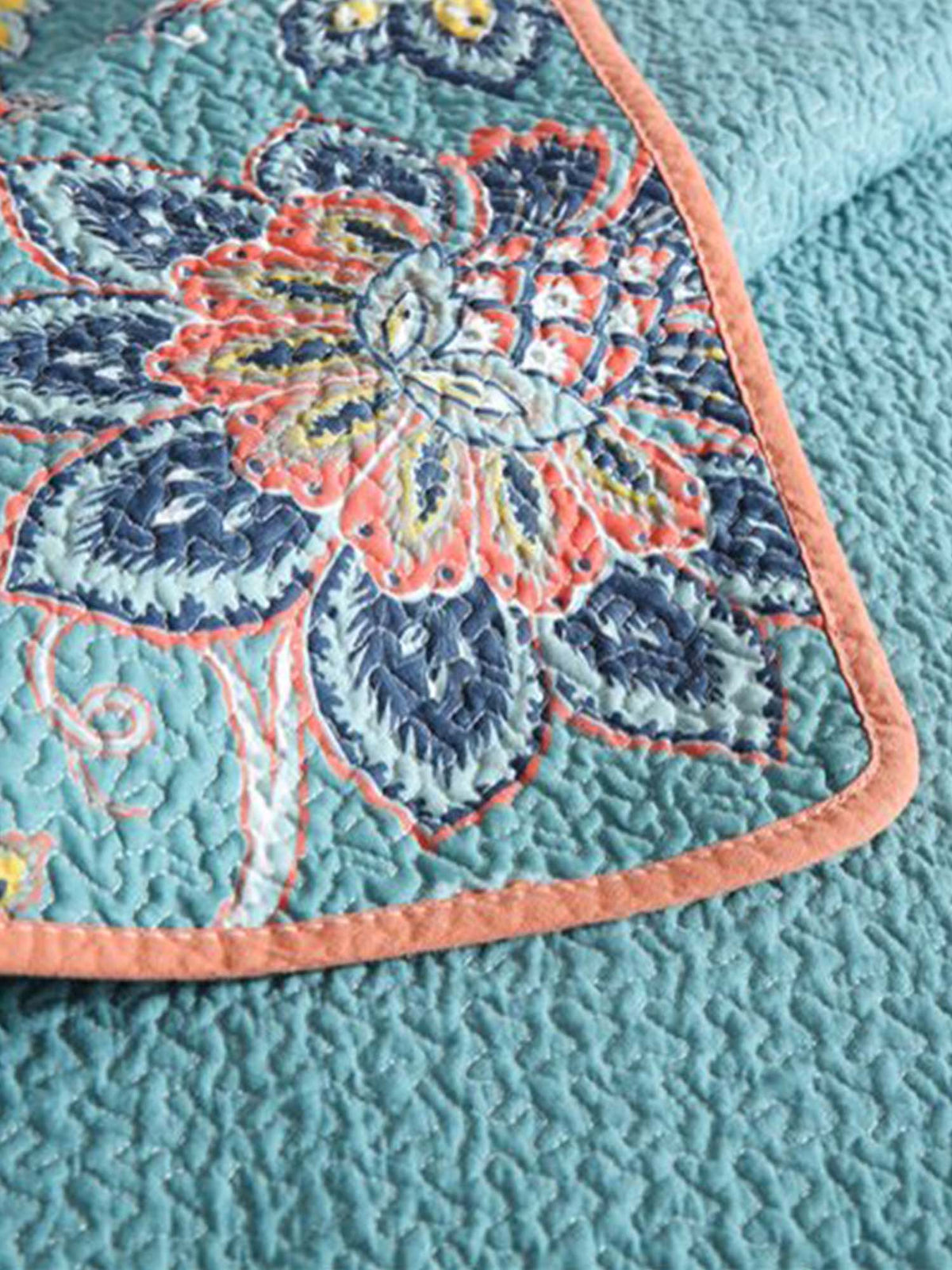 Teal Autumn Bloom Quilted 3-Piece Bedding Set