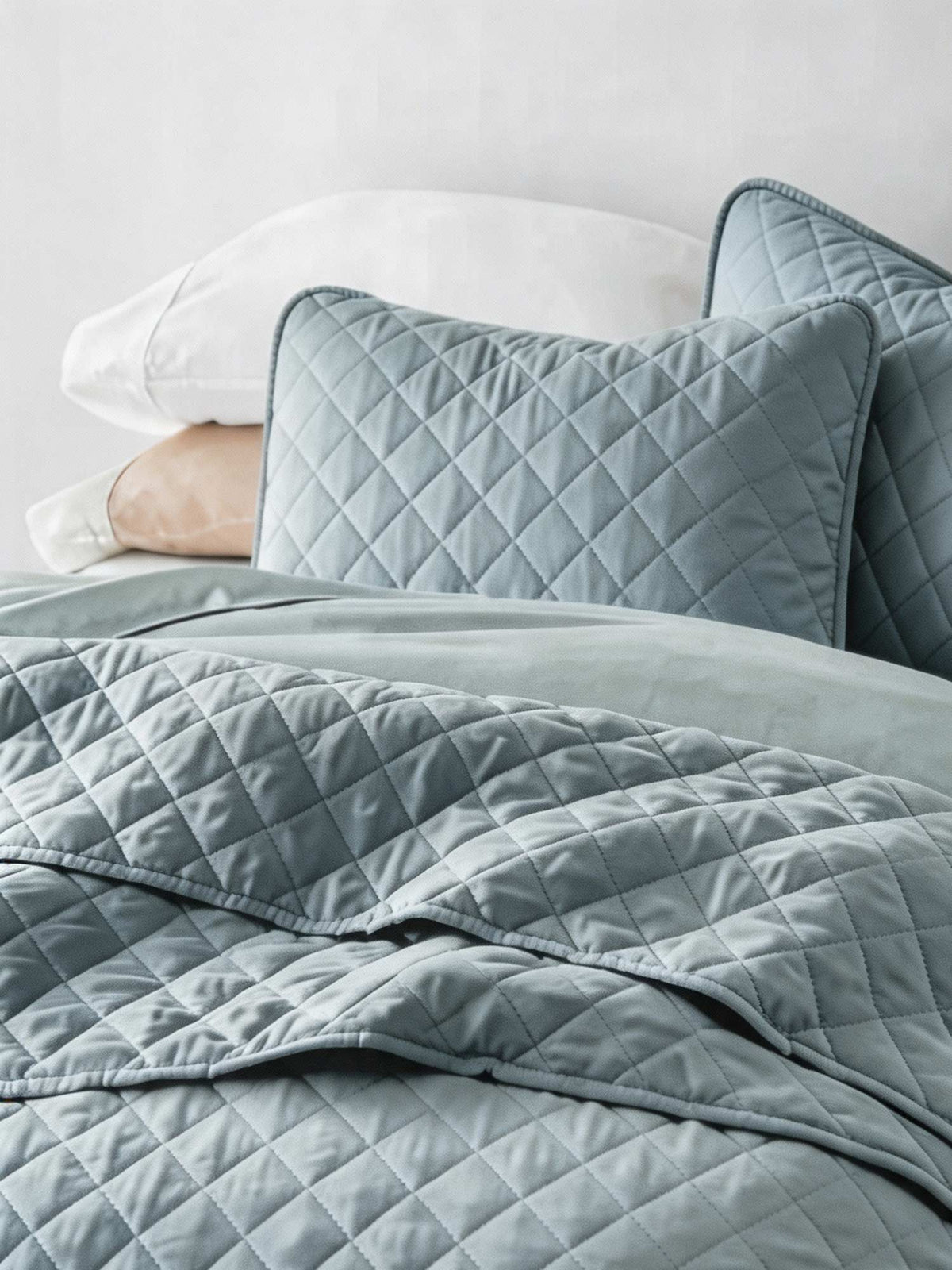 3-Piece Diamond Stitch Quilted Coverlet Set