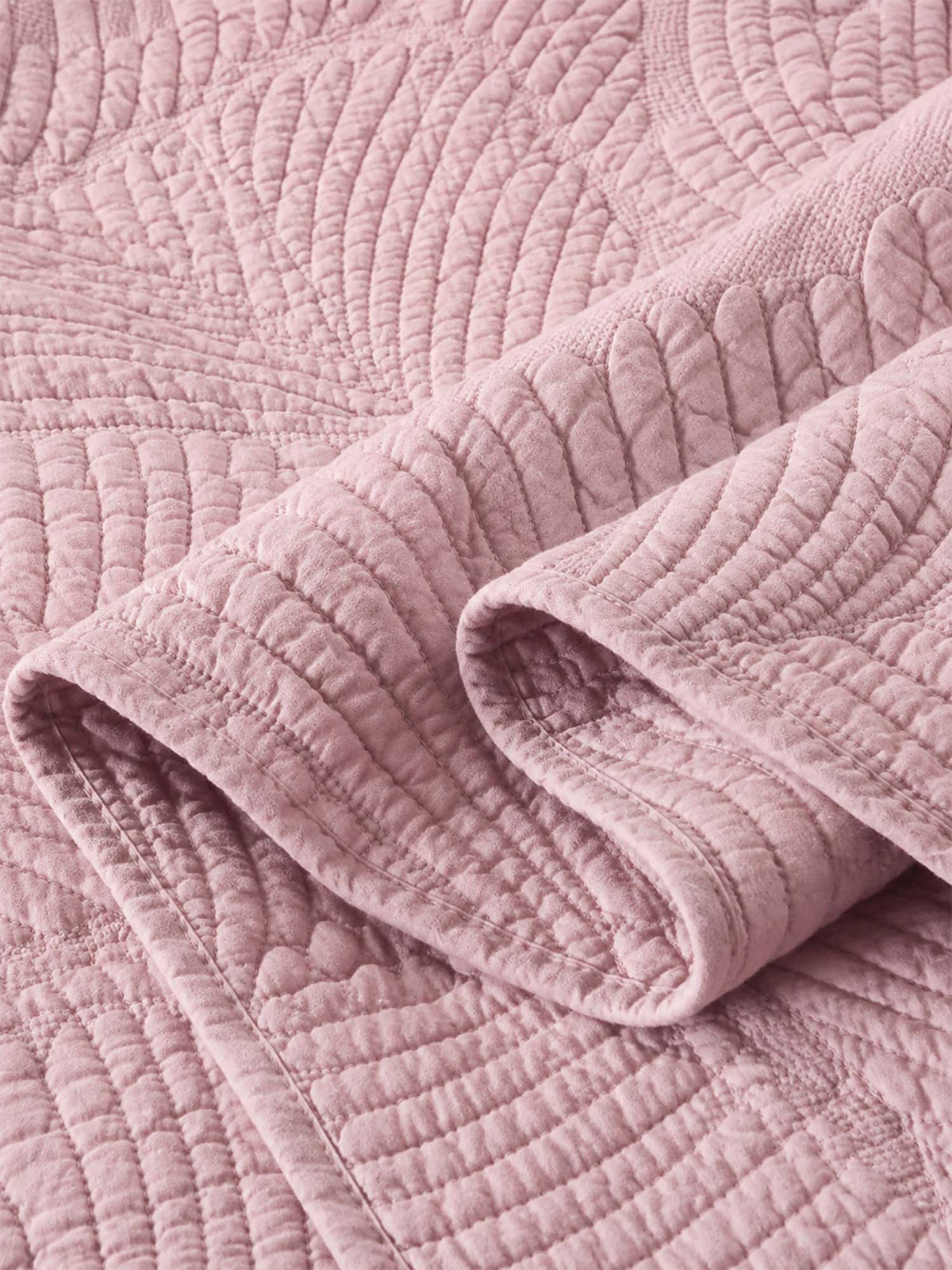 Leaf Texture Quilted 3-Piece Bedding Set