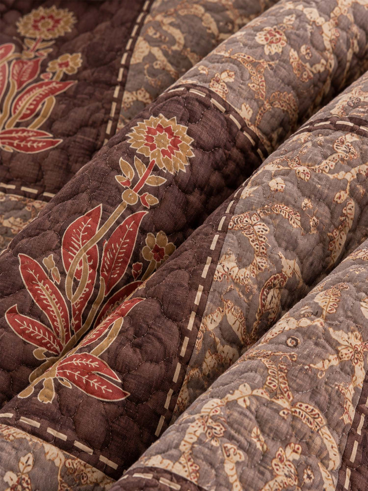 Vintage Folk Floral Paisley Quilted 3-Piece Bedding Set