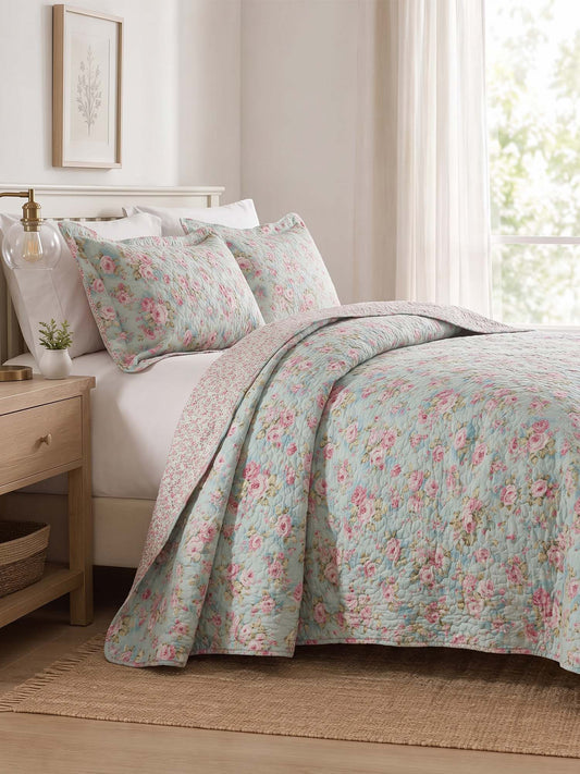 Vintage Rose Floral Print Quilted 3‑Piece Bedding Set