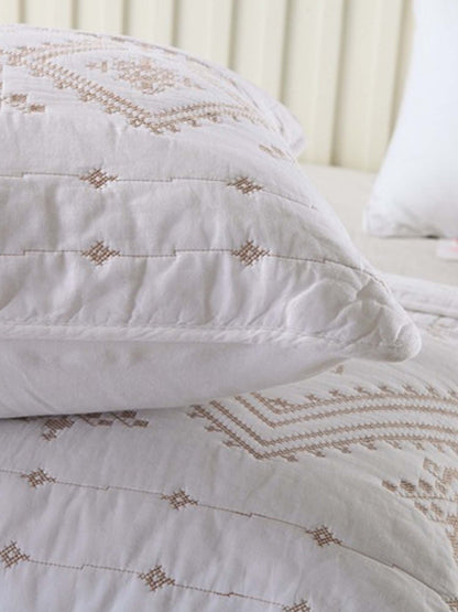 Ivory Nomad Geometric Quilted 3-Piece Bedding Set