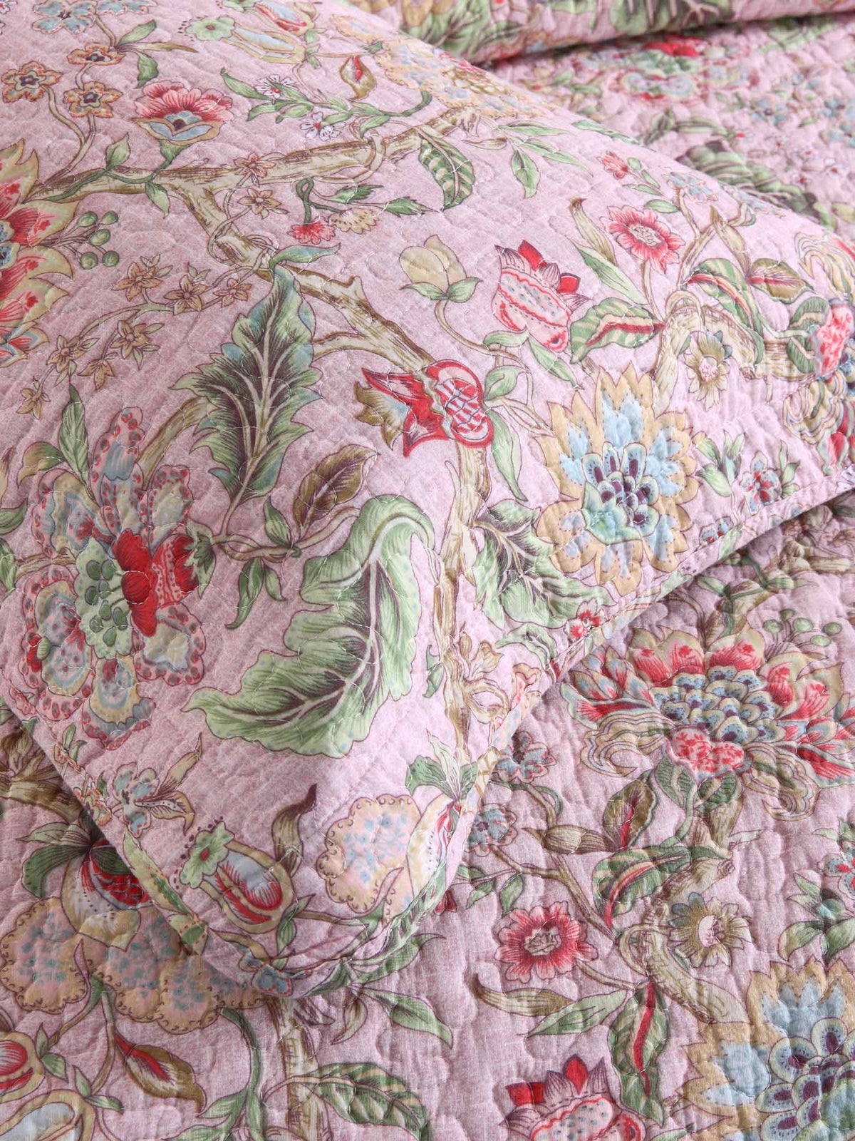 Soft Pink Country Botanical Floral Print Quilted 3‑Piece Bedding Set