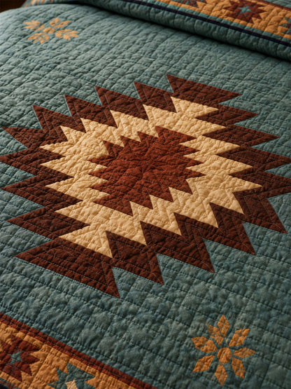 H.PAI Desert Aztec Star Quilted 3-Piece Bedding Set