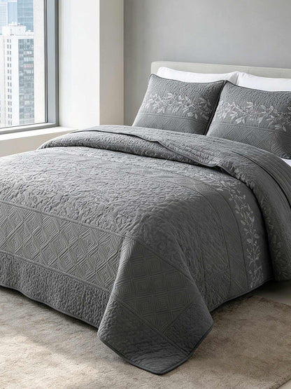 Vintage Botanical Quilted 3‑Piece Bedding Set