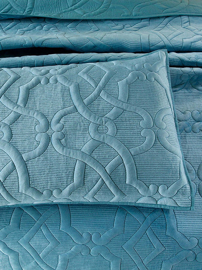 Geometric Velvet Solid Color Quilted 3-Piece Bedding Set