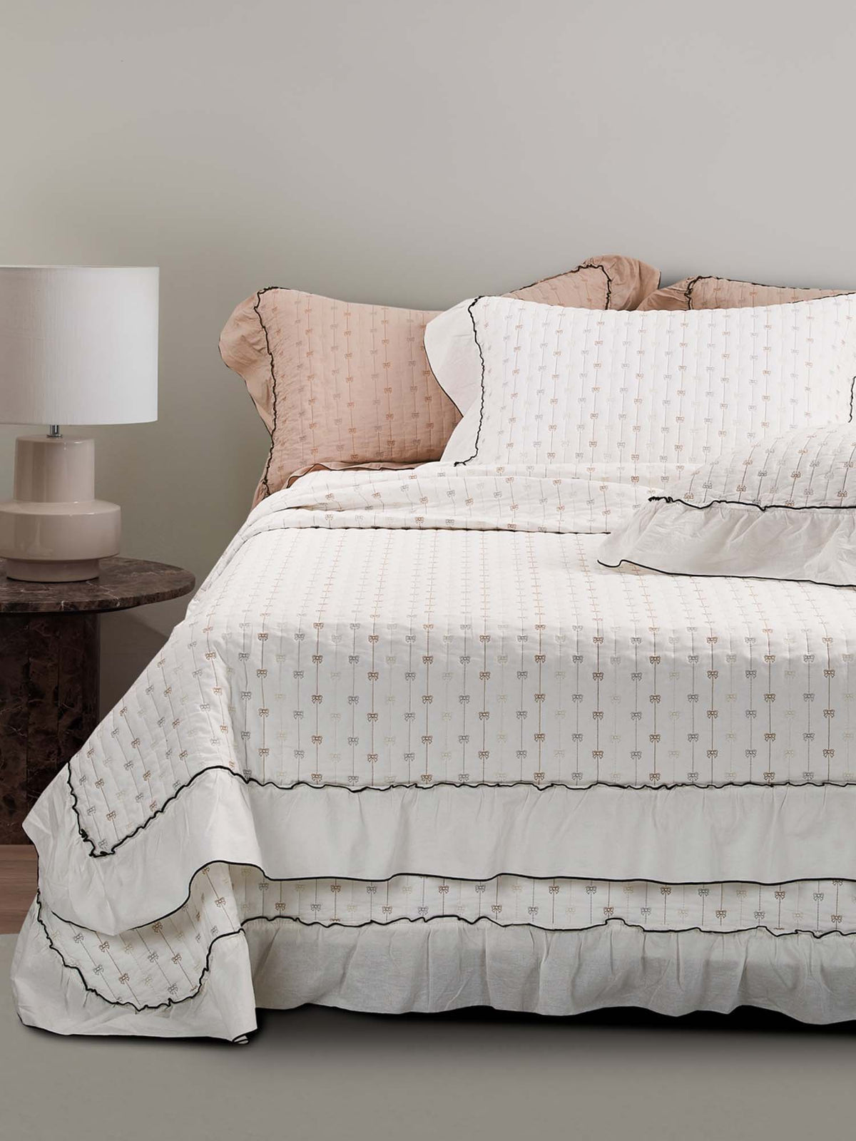 Petite Bow Ruffle Quilted 3-Piece Bedding Set