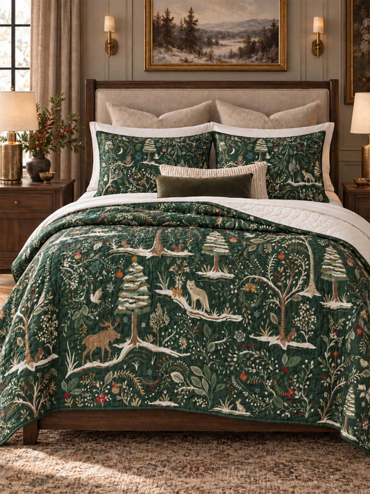 Enchanted Woodland Christmas Quilted 3-Piece Bedding Set
