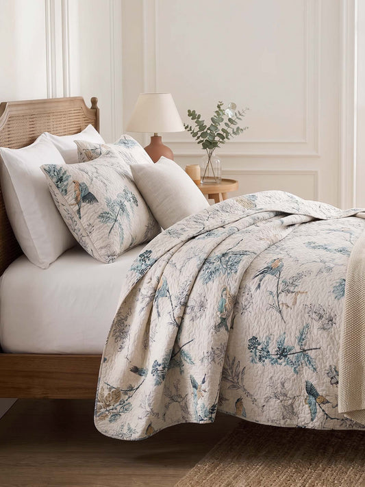 Cottage Style Nature Bird Floral Foliage Quilted 3‑Piece Bedding Set