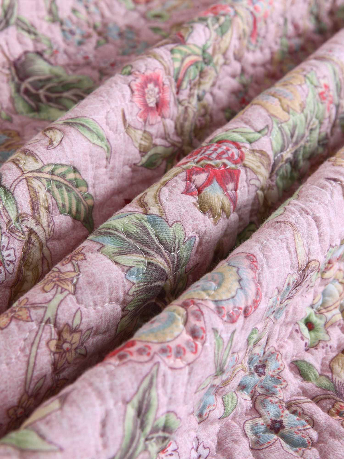 Soft Pink Country Botanical Floral Print Quilted 3‑Piece Bedding Set